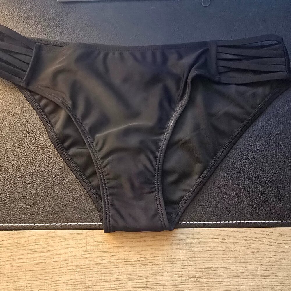 Women's V Cut High Waisted Bikini Bottom (BRAND NEW)